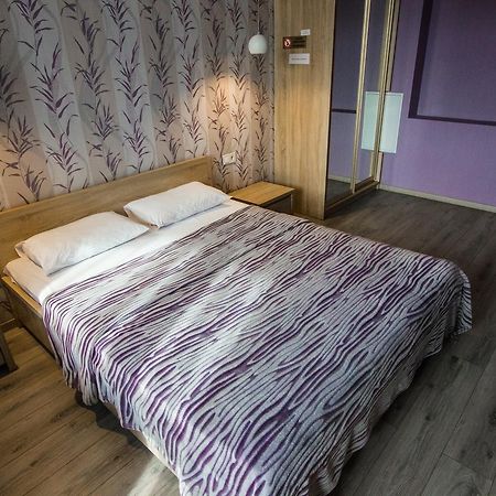 Solo Apartment Dragomanova Kiew Exterior foto